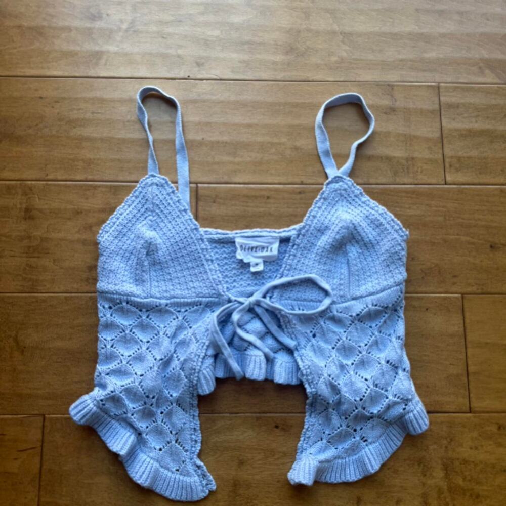 Olive+Oak knit size xs blue knit crop top with tie front